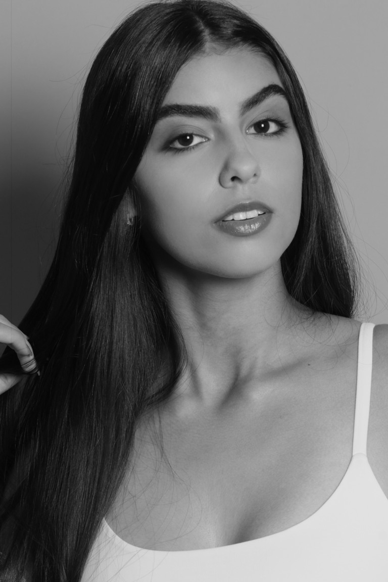 Isabelly Joia